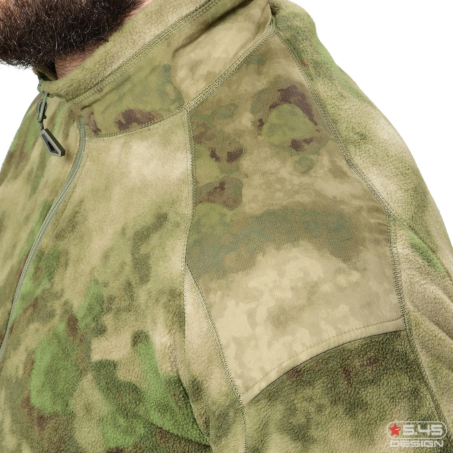 The shoulders are equipped with reinforced nylon inserts